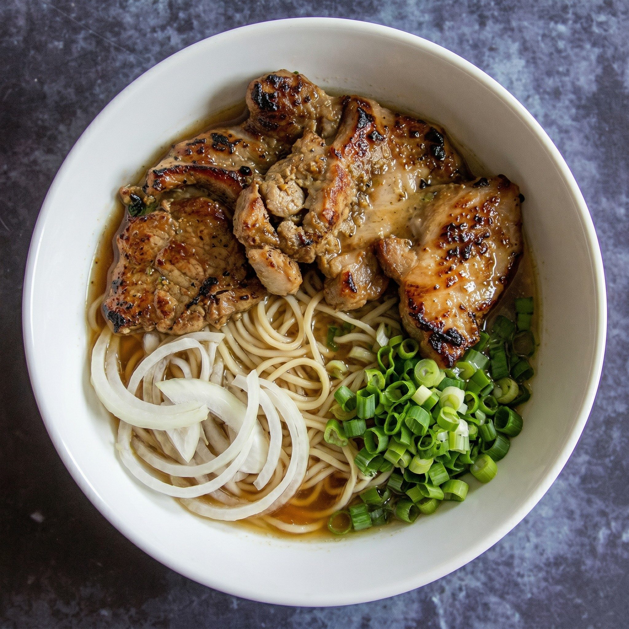 P8. Lemongrass Boneless Chicken Pho.